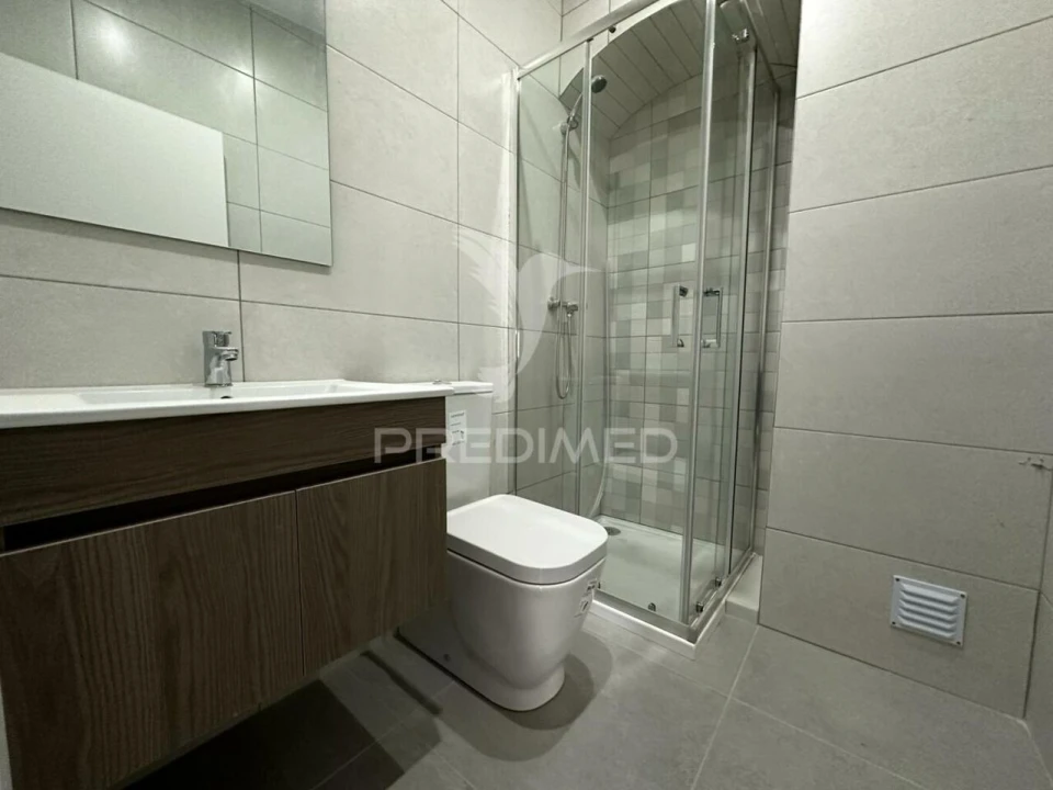 Apartamento T3 para Venda em Caia, São Pedro e Alcáçova Foto 9