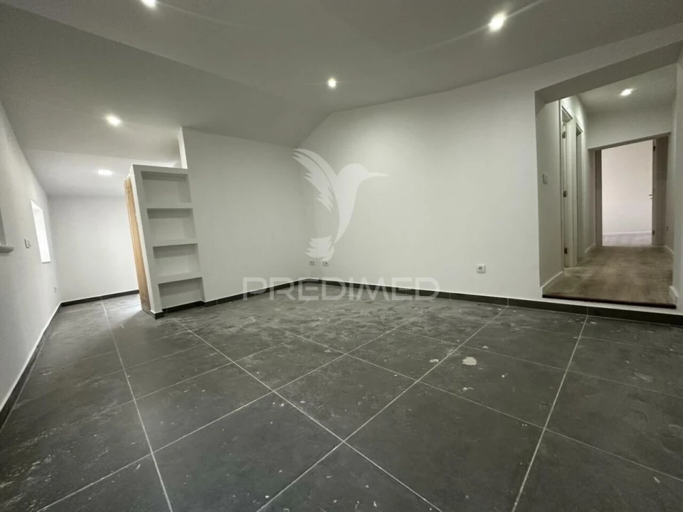 Apartamento T3 para Venda em Caia, São Pedro e Alcáçova Foto 4