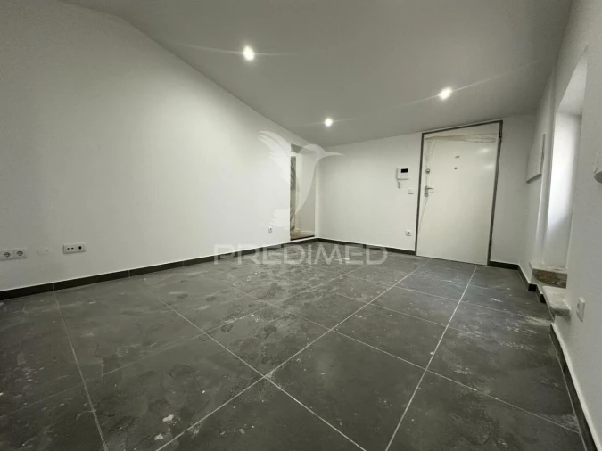 Apartamento T3 para Venda em Caia, São Pedro e Alcáçova Foto 3