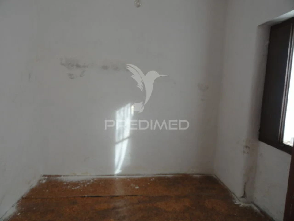 Moradia T4 para Venda em Montargil Foto 2