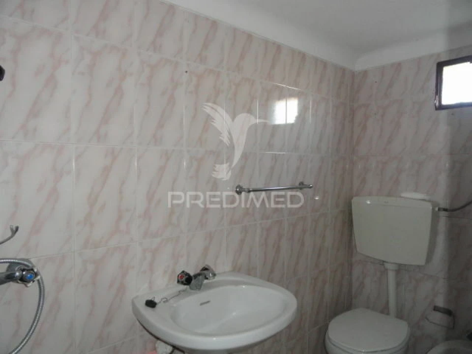 Moradia T4 para Venda em Montargil Foto 6