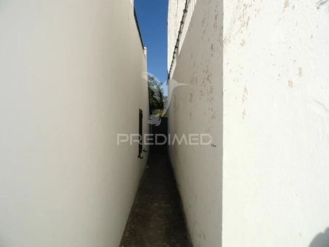 Moradia T4 para Venda em Montargil Foto 10