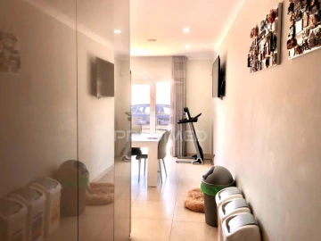 Moradia T4 para Venda em Algoz e Tunes