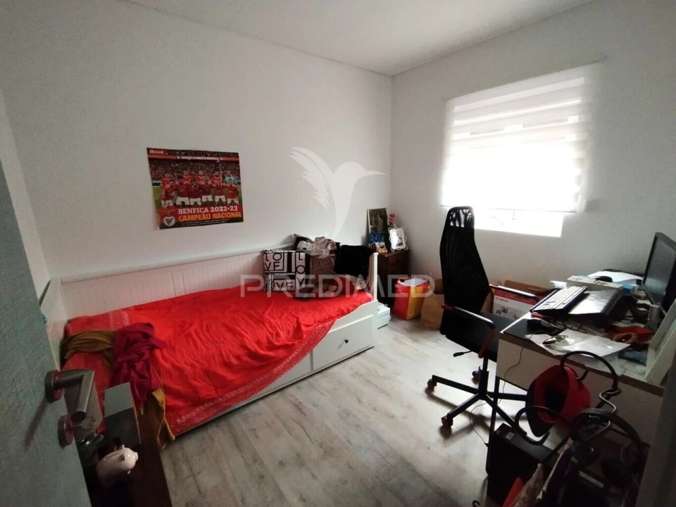 Moradia T4 para Venda em Algueirão-Mem Martins Foto 11