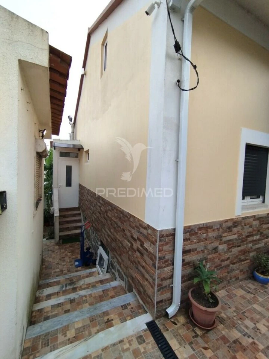 Moradia T4 para Venda em Algueirão-Mem Martins Foto 30