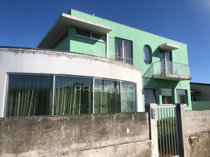 Moradia T3 para Venda em Lajes Foto 4