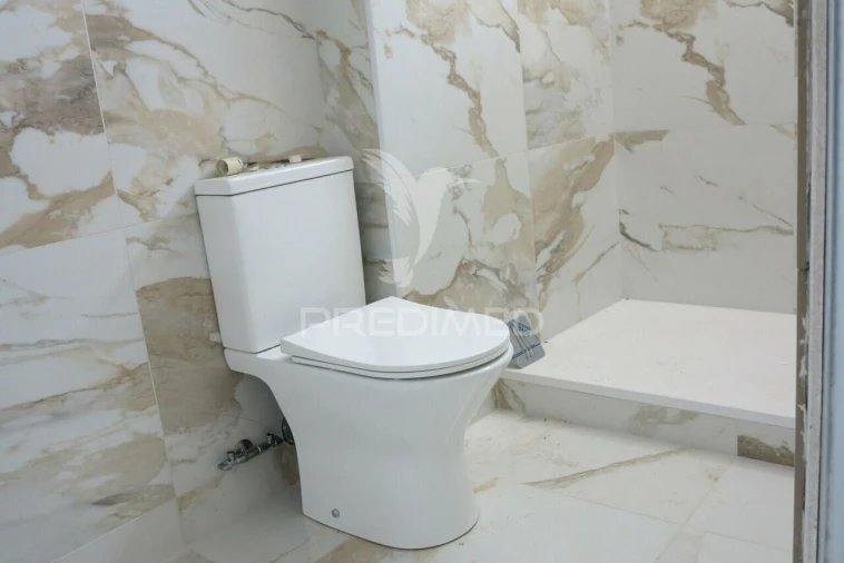 Moradia T7 para Venda em Portimão Foto 30