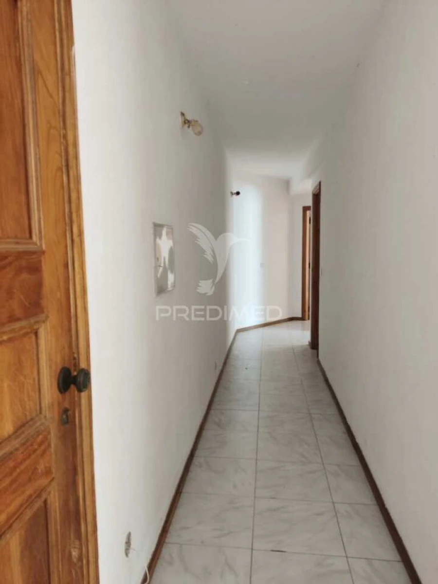 Apartamento T2 para Venda em Macedo de Cavaleiros Foto 6