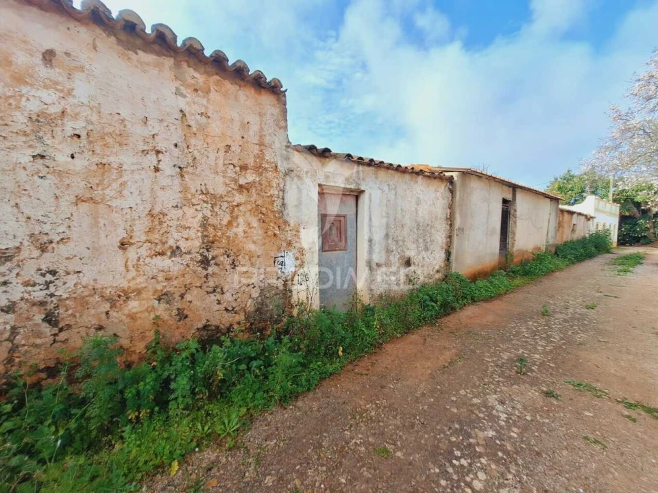 Moradia T0 para Venda em Alte Foto 14