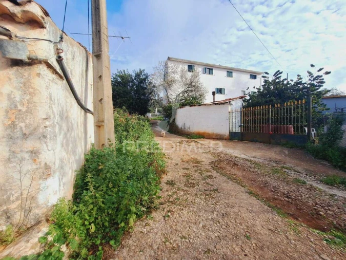 Moradia T0 para Venda em Alte Foto 11