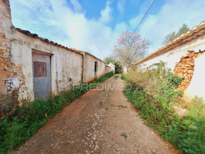 Moradia T0 para Venda em Alte Foto 2