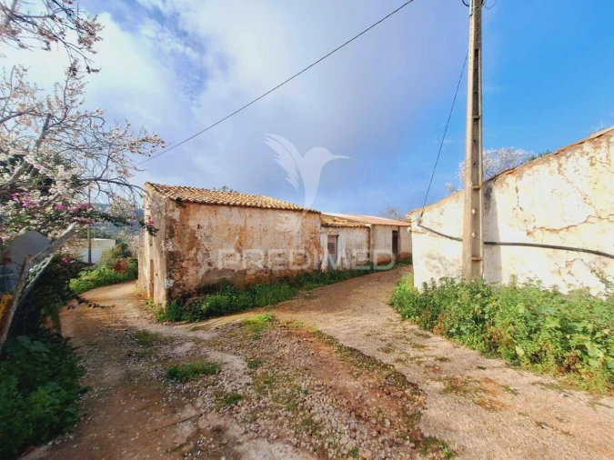 Moradia T0 para Venda em Alte Foto 4