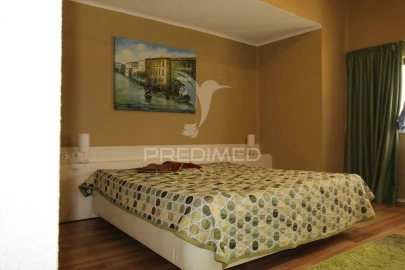 Apartamento T4 para Venda em Albufeira e Olhos de Água