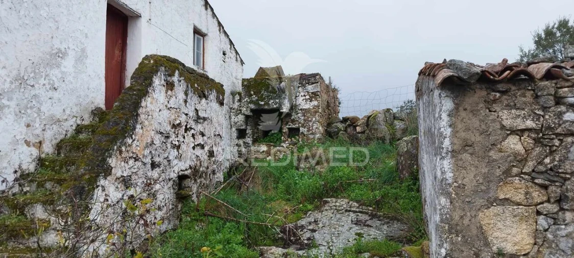 Quinta T0 para Venda em Santa Maria de Marvão Foto 14