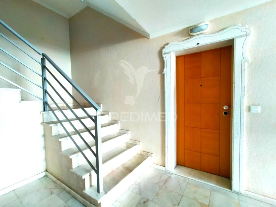 Apartamento T3 para Venda em Mafra Foto 2