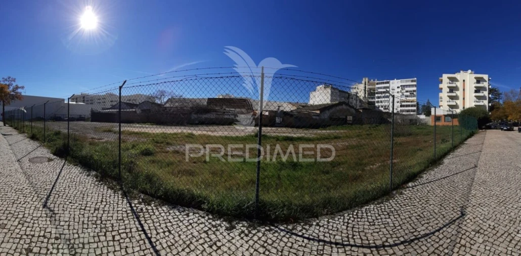 Terreno para Venda em Olhão Foto 11