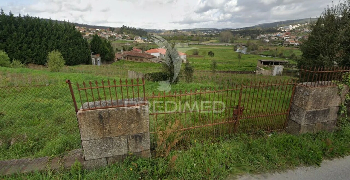 Terreno para Venda em Sobreira Foto 3