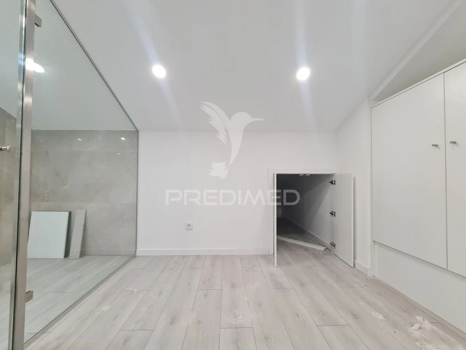 Apartamento T2 para Venda em São Domingos de Benfica Foto 19