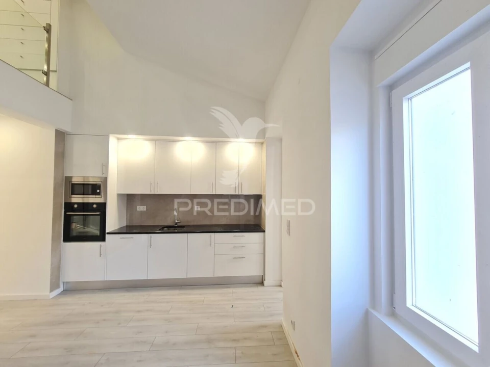 Apartamento T2 para Venda em São Domingos de Benfica Foto 2