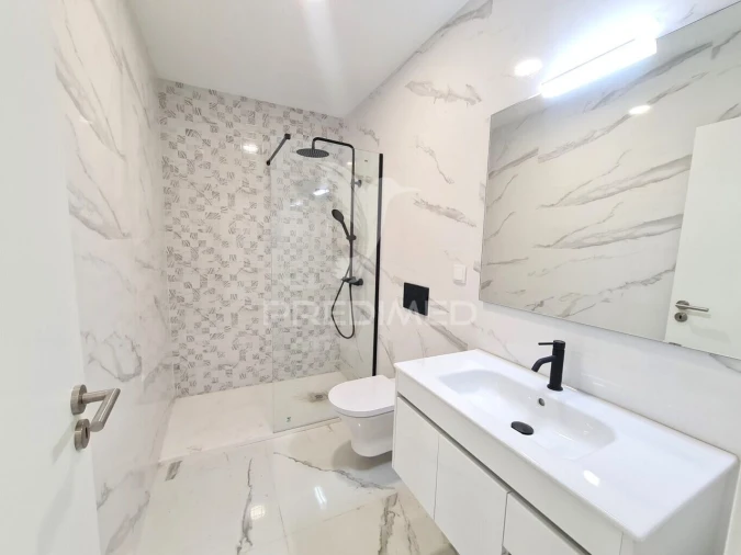 Apartamento T2 para Venda em São Domingos de Benfica Foto 6