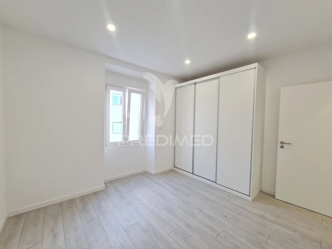 Apartamento T2 para Venda em São Domingos de Benfica Foto 10