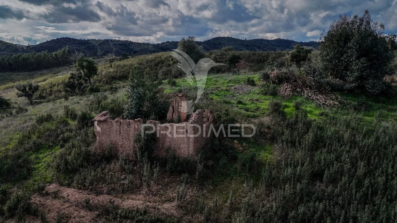 Moradia T3 para Venda em São Marcos da Serra Foto 3