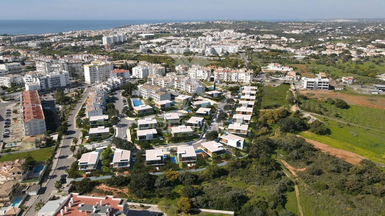 Terreno para Venda em Albufeira e Olhos de Água Foto 13