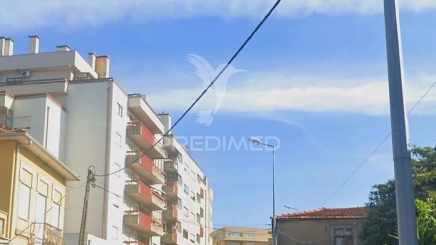 Terreno para Venda em Cidade da Maia
