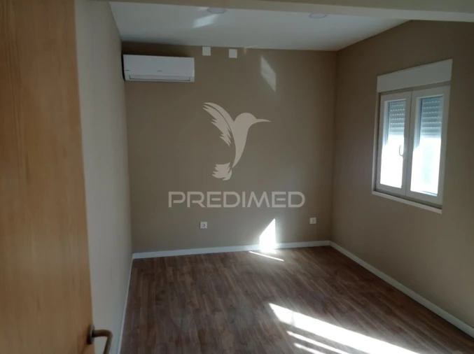 Prédio para Venda em Montargil Foto 14