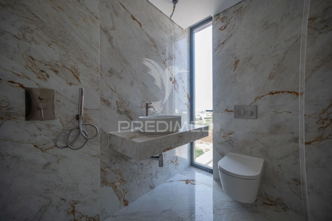 Moradia T4 para Venda em Porto Covo Foto 22