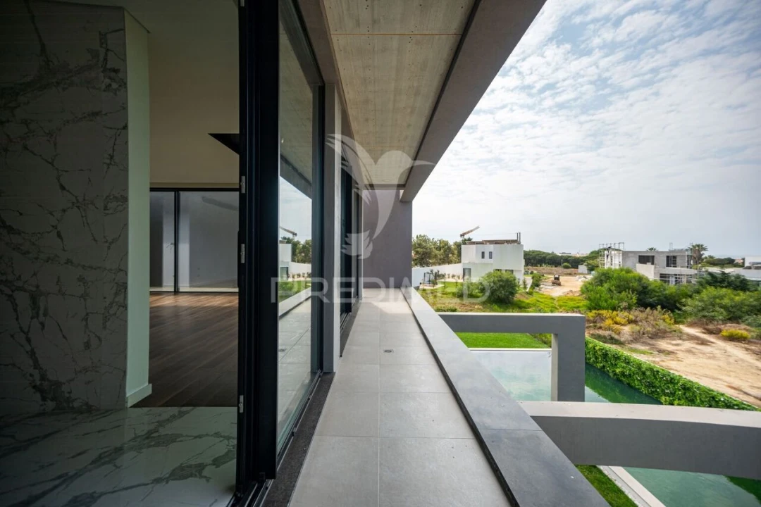 Moradia T4 para Venda em Porto Covo Foto 29