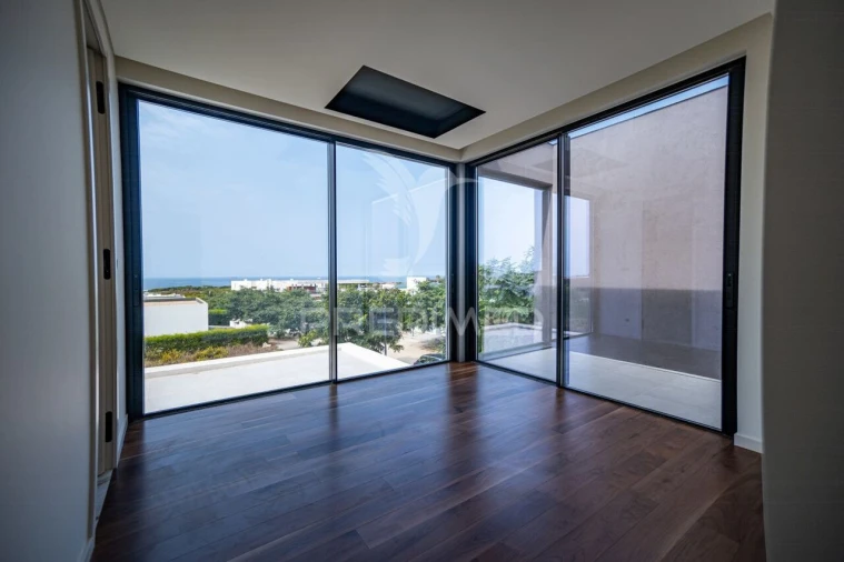 Moradia T4 para Venda em Porto Covo Foto 30