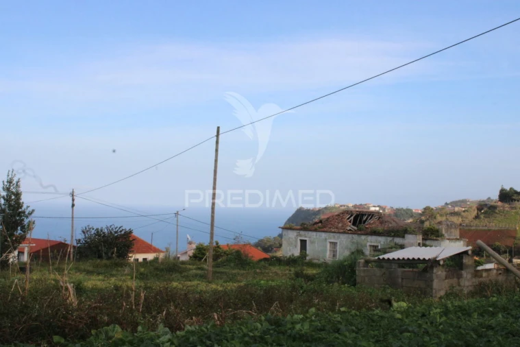 Moradia T6 para Venda em São Jorge Foto 5