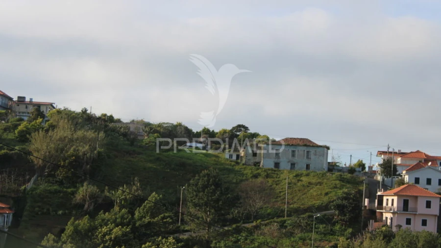 Moradia T6 para Venda em São Jorge