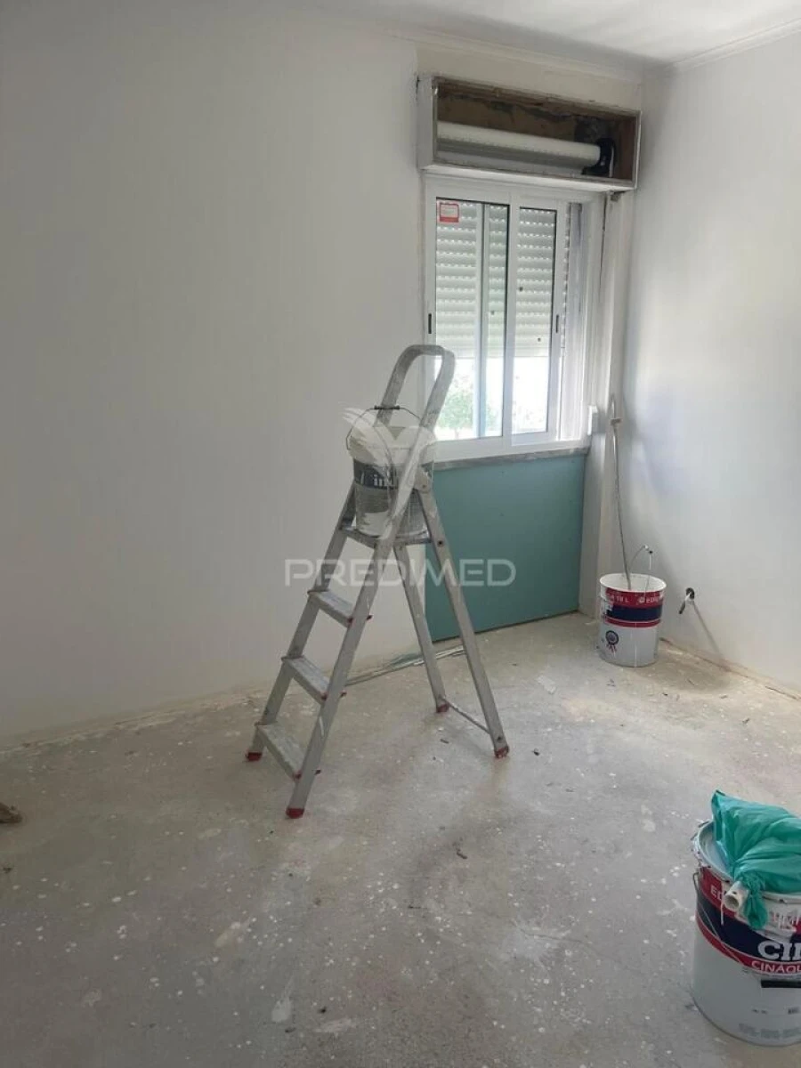 Apartamento T3 para Venda em Águas Livres Foto 9