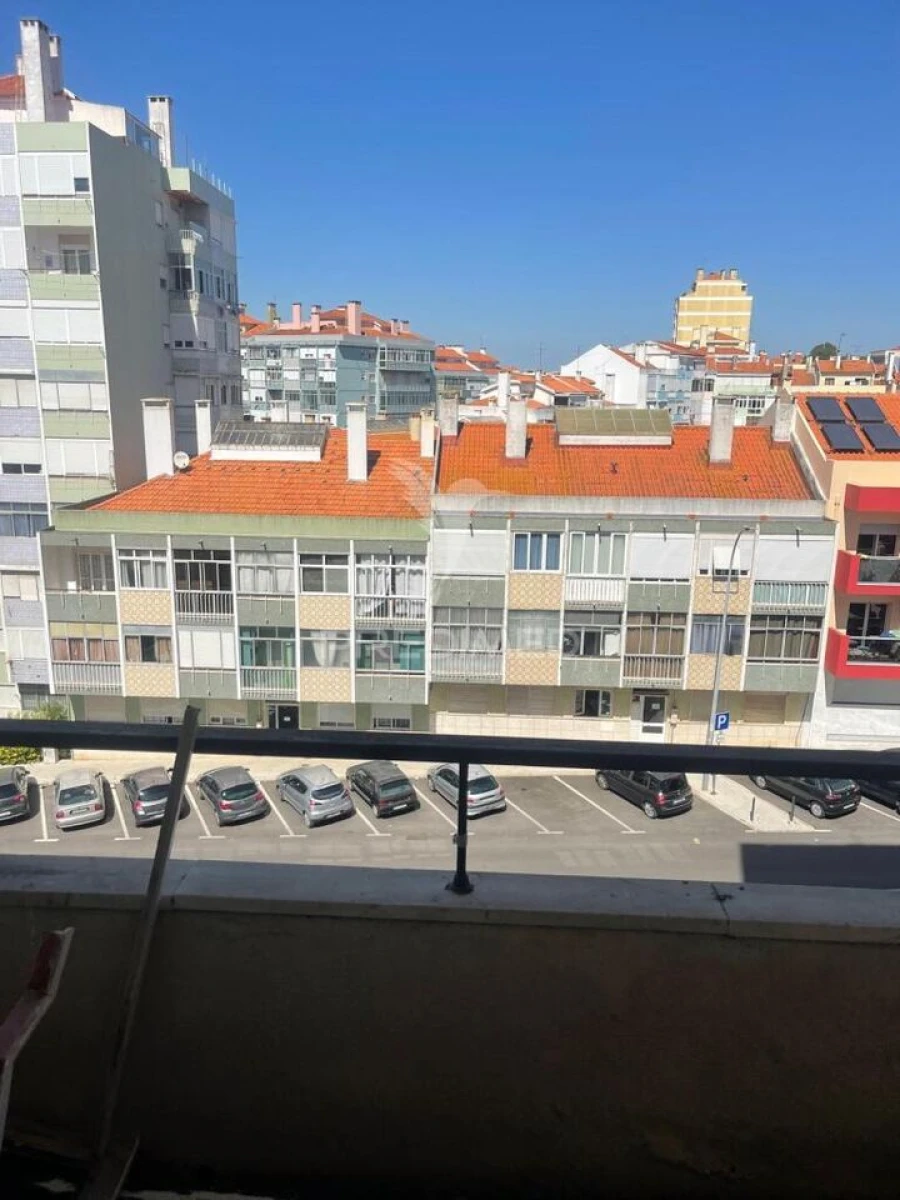 Apartamento T3 para Venda em Águas Livres Foto 11