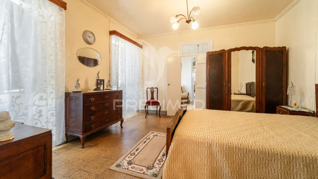 Moradia T5 para Venda em Cabo da Praia Foto 25