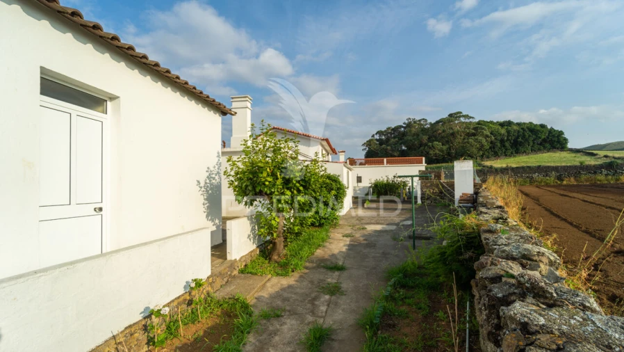 Moradia T5 para Venda em Cabo da Praia Foto 34