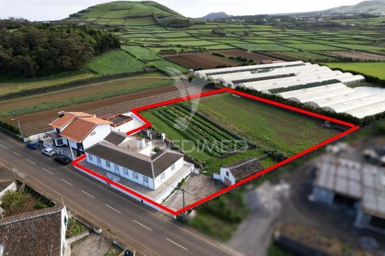 Moradia T5 para Venda em Cabo da Praia Foto 40