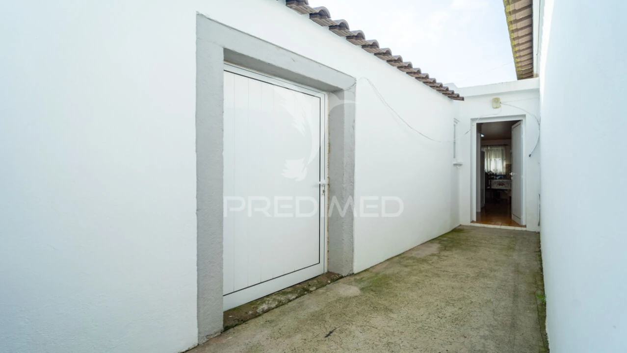 Moradia T5 para Venda em Cabo da Praia Foto 29