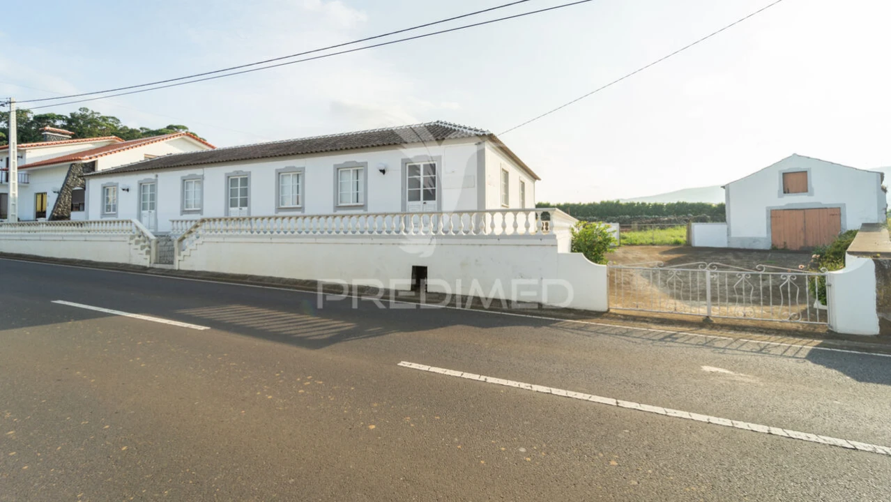 Moradia T5 para Venda em Cabo da Praia Foto 30