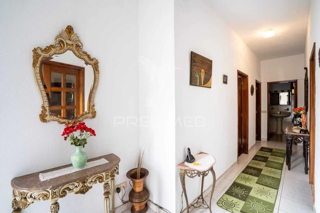 Moradia T3 para Venda em Caniço Foto 11