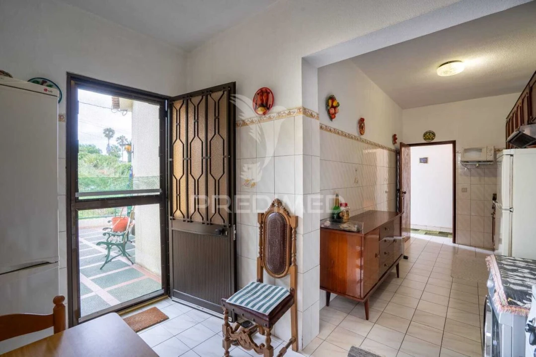 Moradia T3 para Venda em Caniço Foto 17