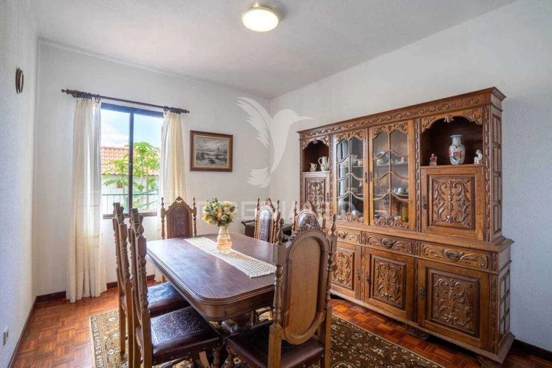 Moradia T3 para Venda em Caniço Foto 12