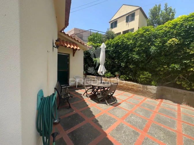 Moradia T3 para Venda em Caniço Foto 7