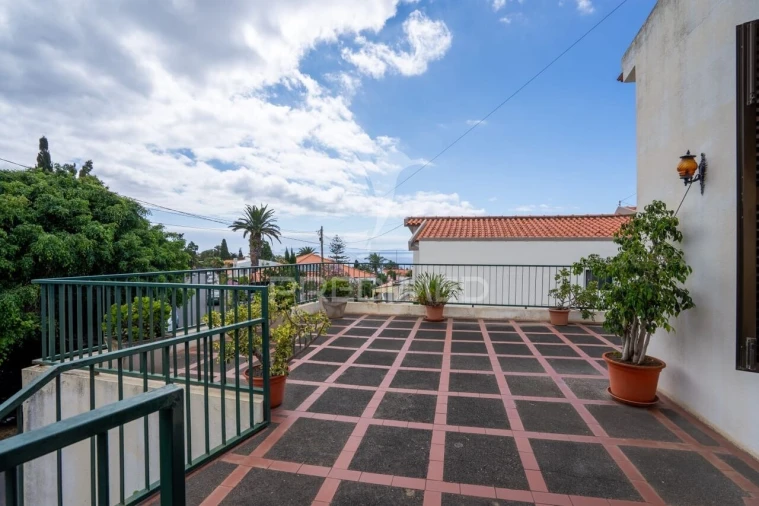 Moradia T3 para Venda em Caniço Foto 4