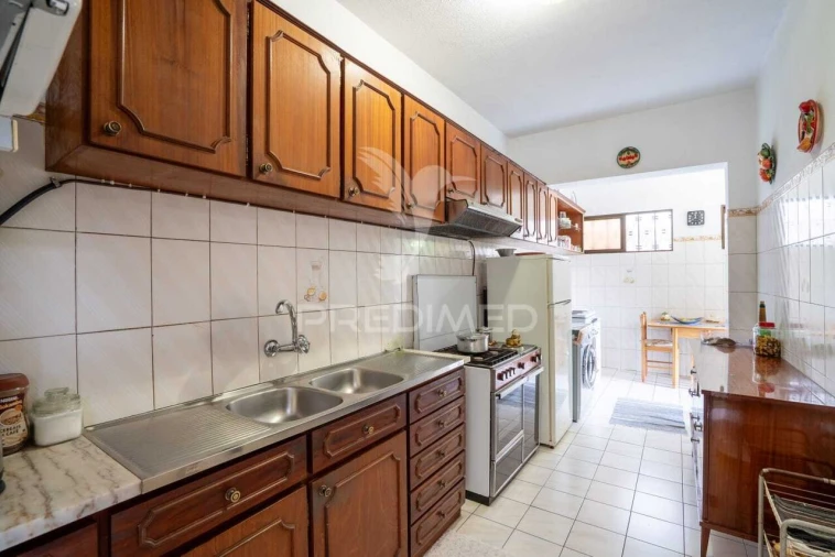 Moradia T3 para Venda em Caniço Foto 15