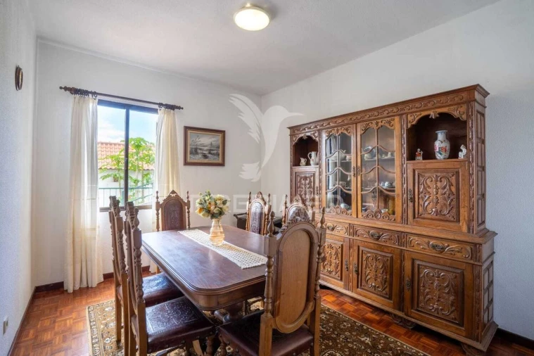 Moradia T3 para Venda em Caniço Foto 12