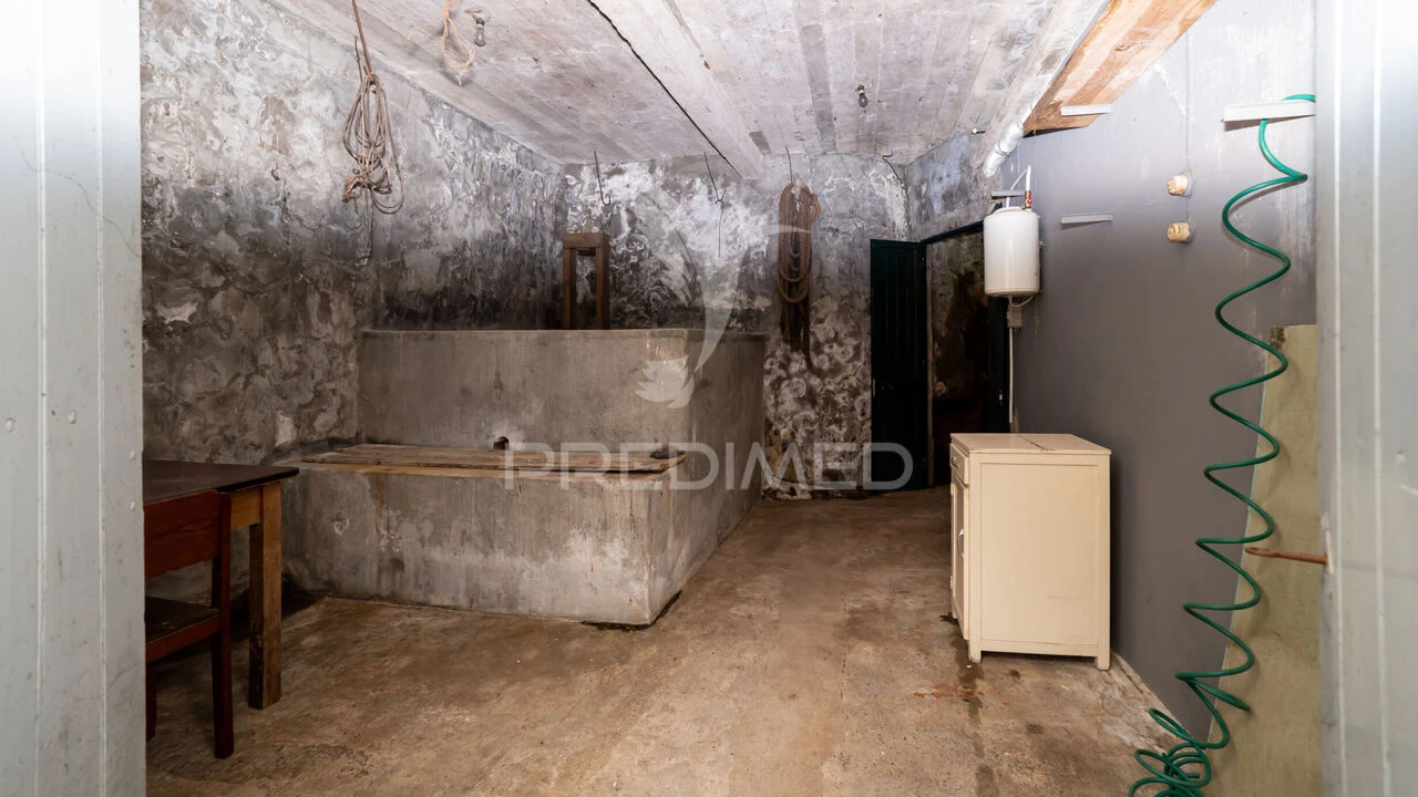 Moradia T3 para Venda em Camara de Lobos Foto 7