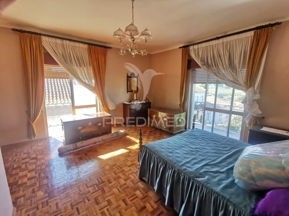 Moradia T7 para Venda em Golegã Foto 34